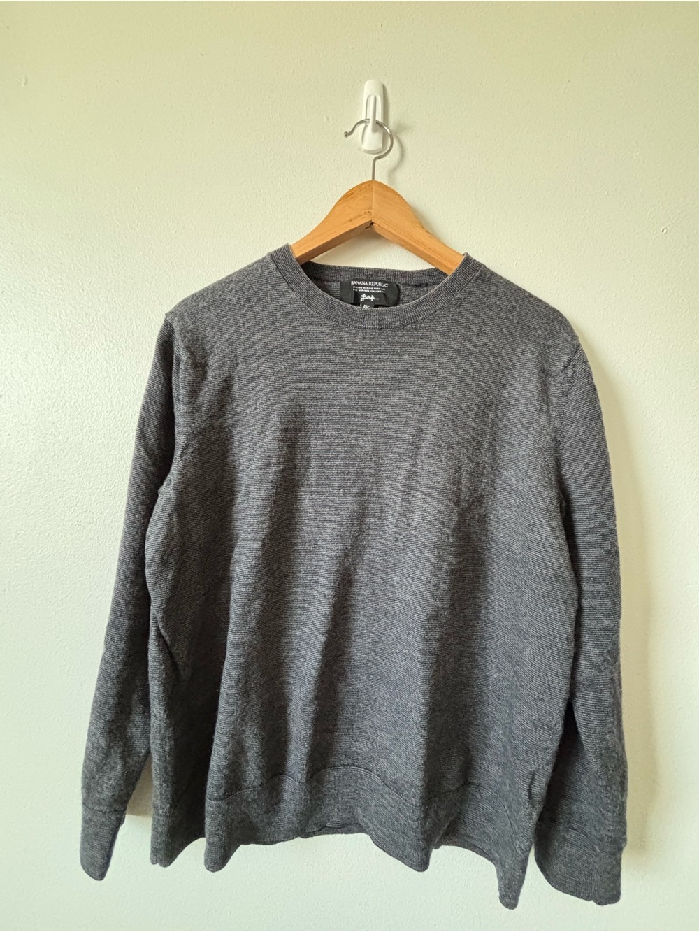 Banana Republic Men's Charcoal Crewneck Sweater